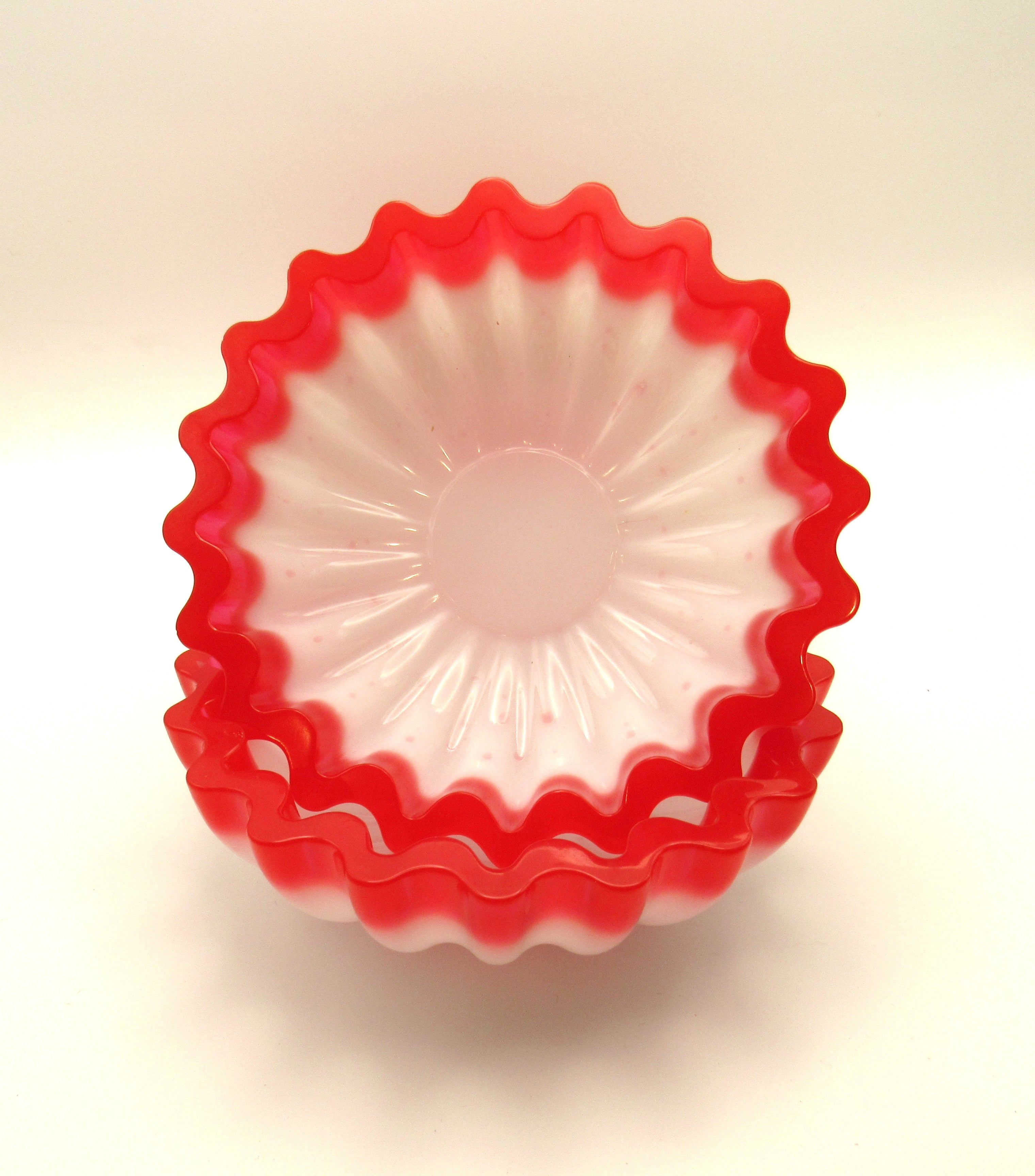 Handmade Red & White Scalloped Trinket Bowl | Festive Holiday Decor
